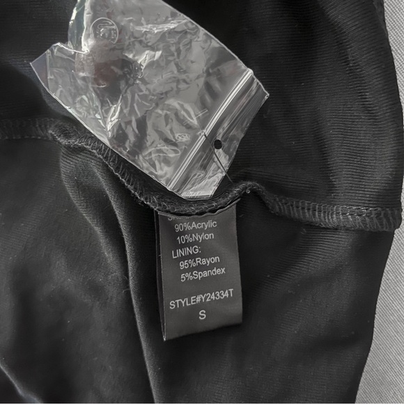 Pomander Place Tuckernuck Kai Black Crochet Knit Mini Boho Dress Size Small - Picture 11 of 12